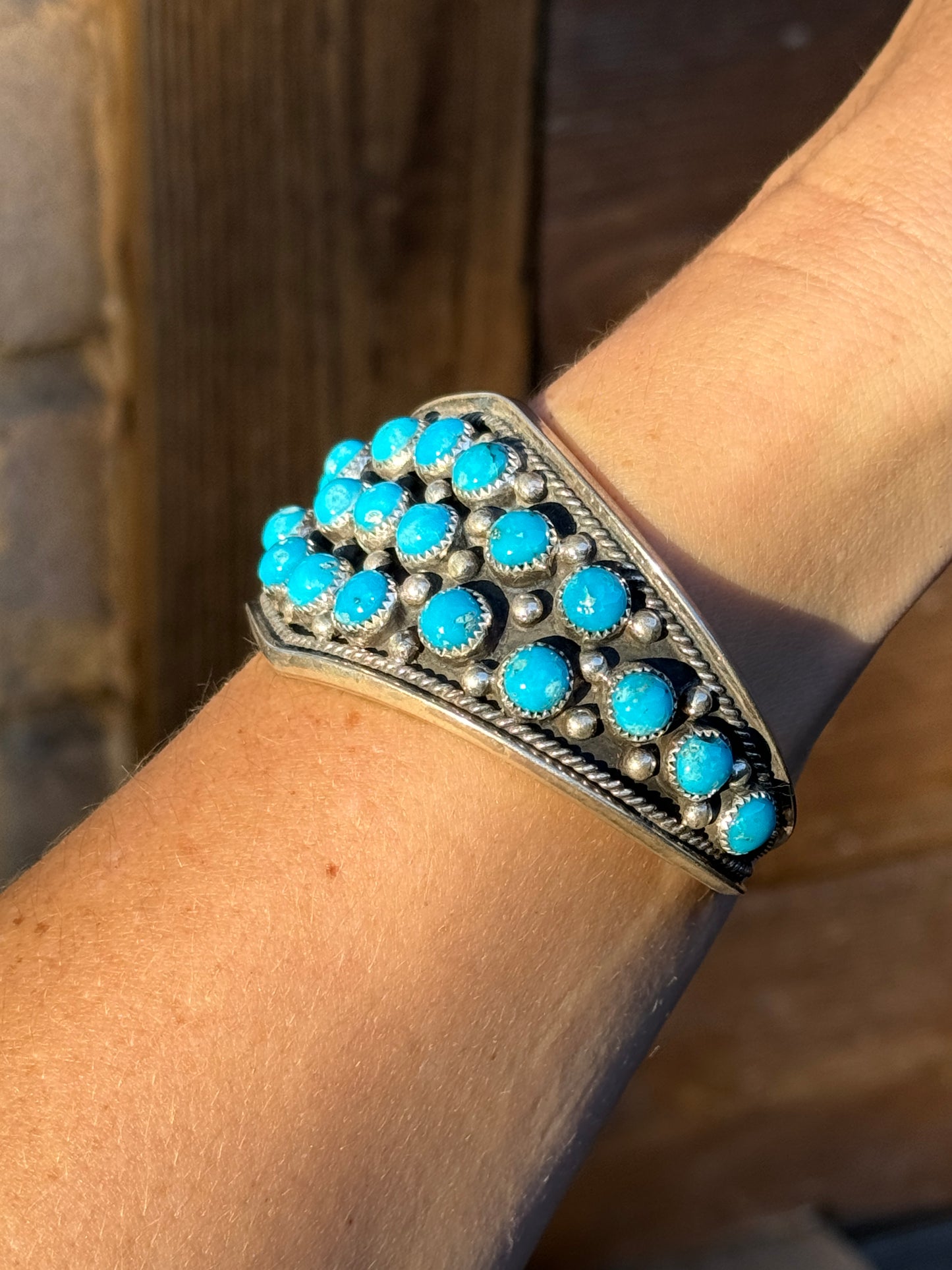 Kingman turquoise dot Navajo handmade cuff