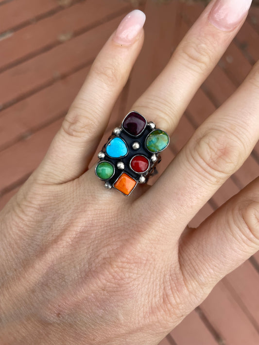 Multi color cluster ring - adjustable