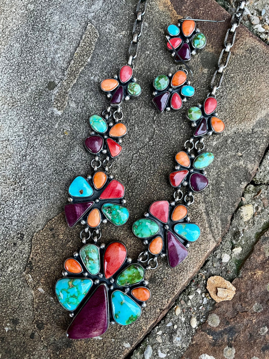 Multi color necklace and earrings set