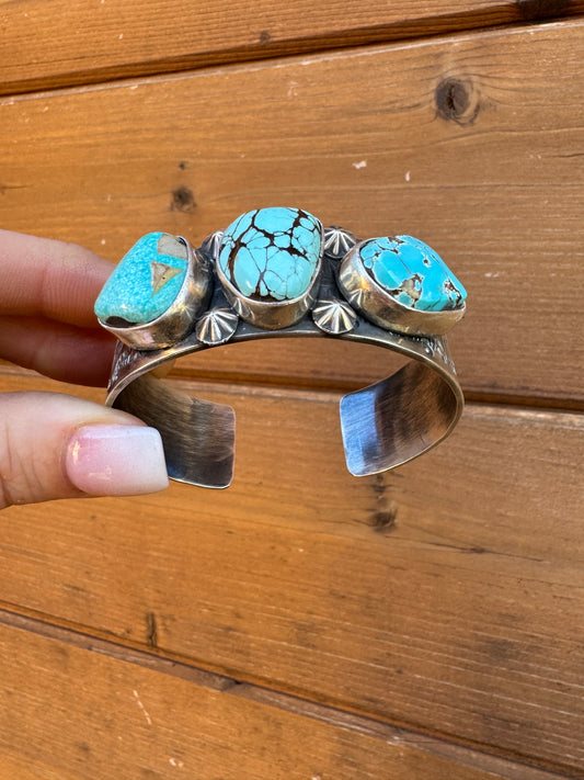 Beautiful turquoise cuff