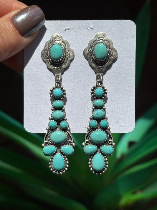 Annie Hoskie gorgeous Sterling Silver Turquoise earrings