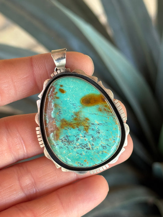 High quality E. Skeets Sterling Silver Turquoise pendant