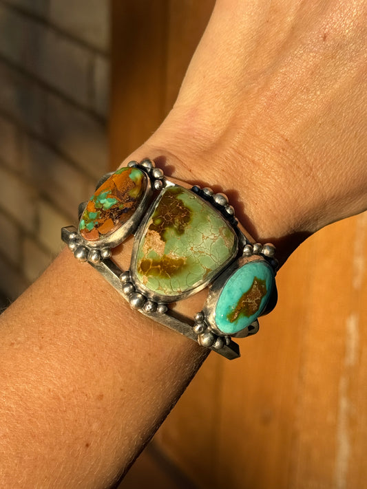 Gorgeous turquoise cuff