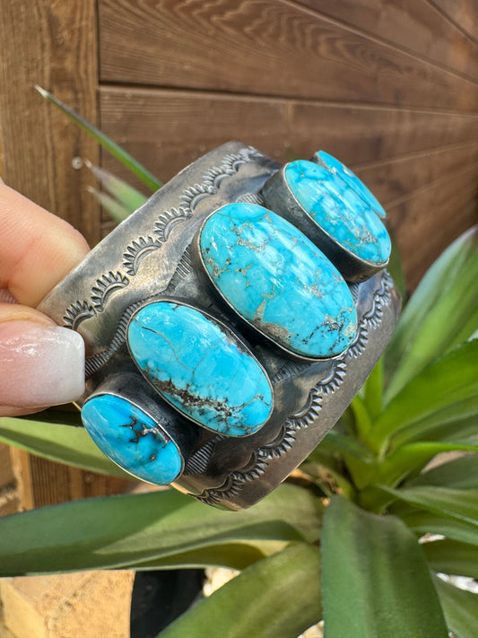 Gorgeous 5 stone Kingman Turquoise cuff