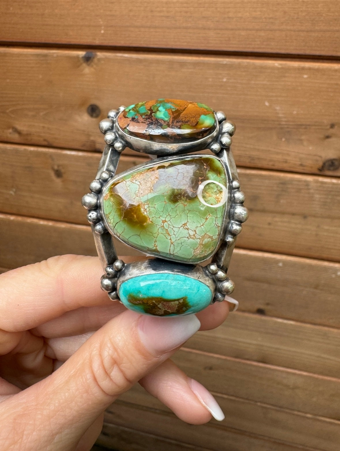 Gorgeous turquoise cuff *read description