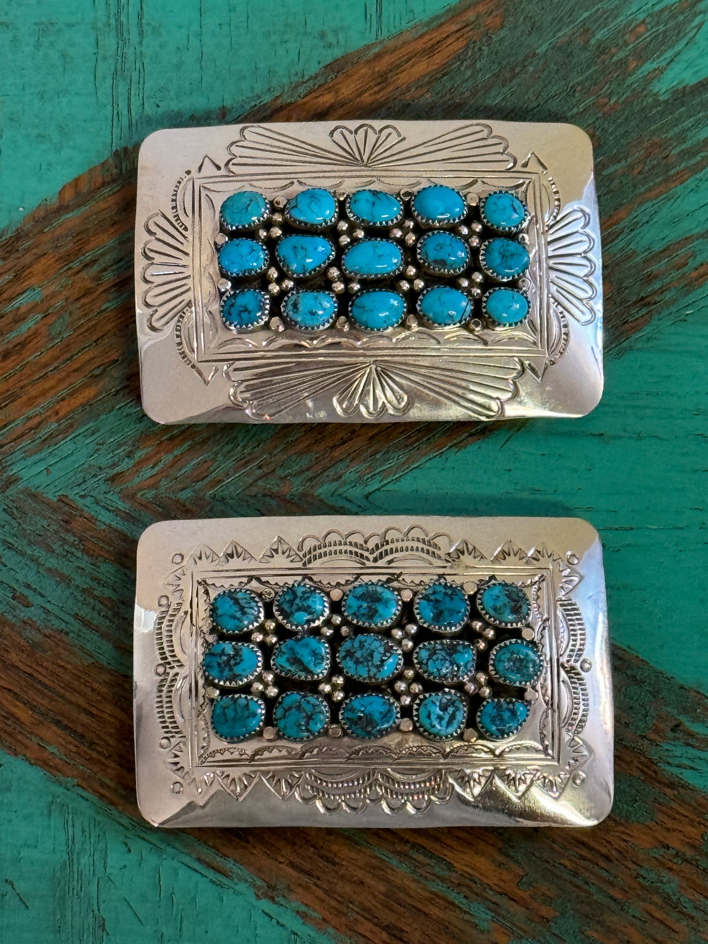 Sterling silver buckle with 15 turquoise stones