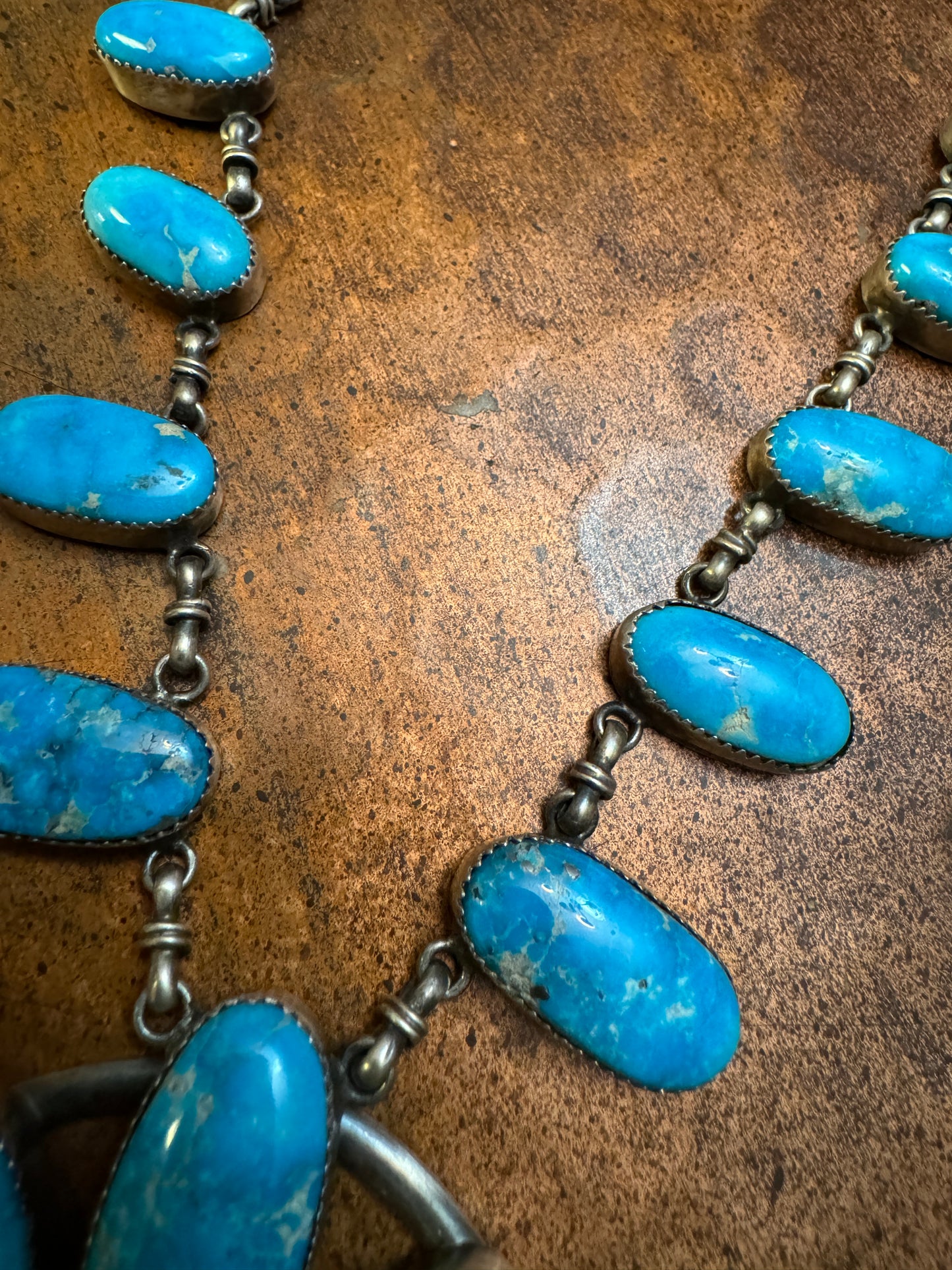 Beautiful Blue Ridge Turquoise necklace and earrings set