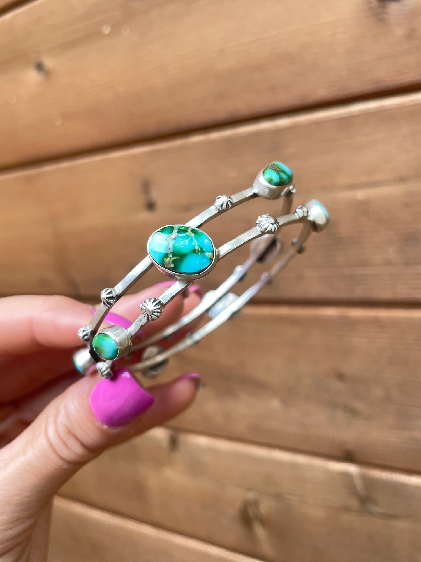 Modern style turquoise bangle