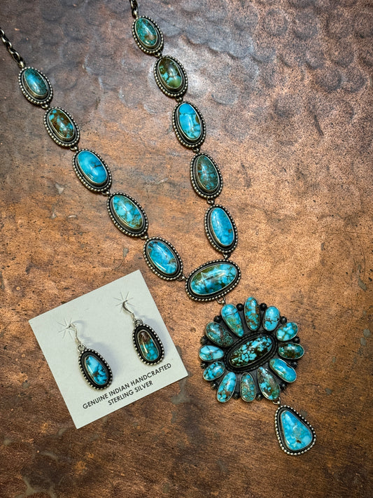 Kingman Turquoise necklace and earrings set