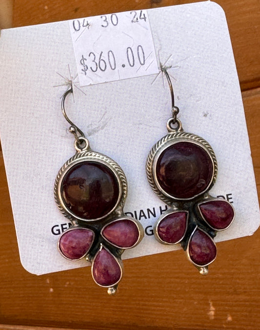 Purple spiny oyster earrings